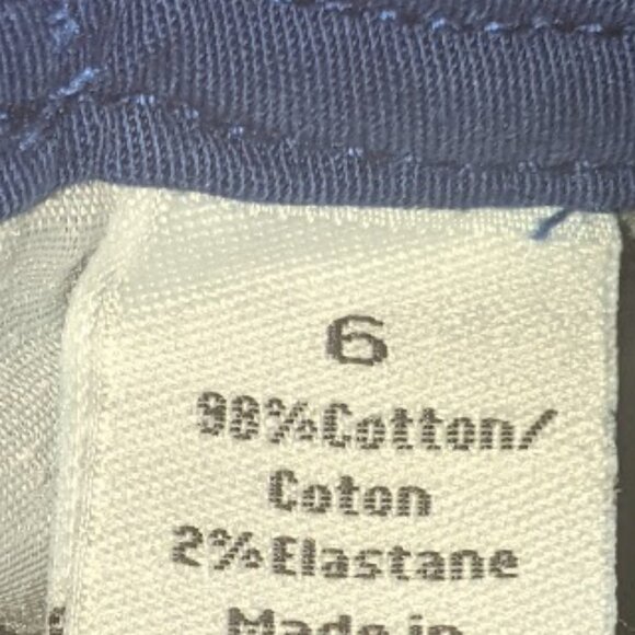 --- Blue Bermuda Shorts - Picture 4 of 4